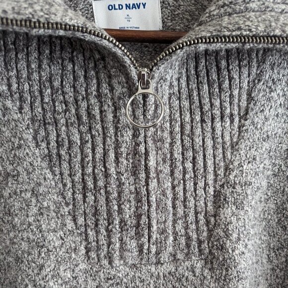 Old Navy Mock-Neck 1/4-Zip Sweater - Picture 3 of 4